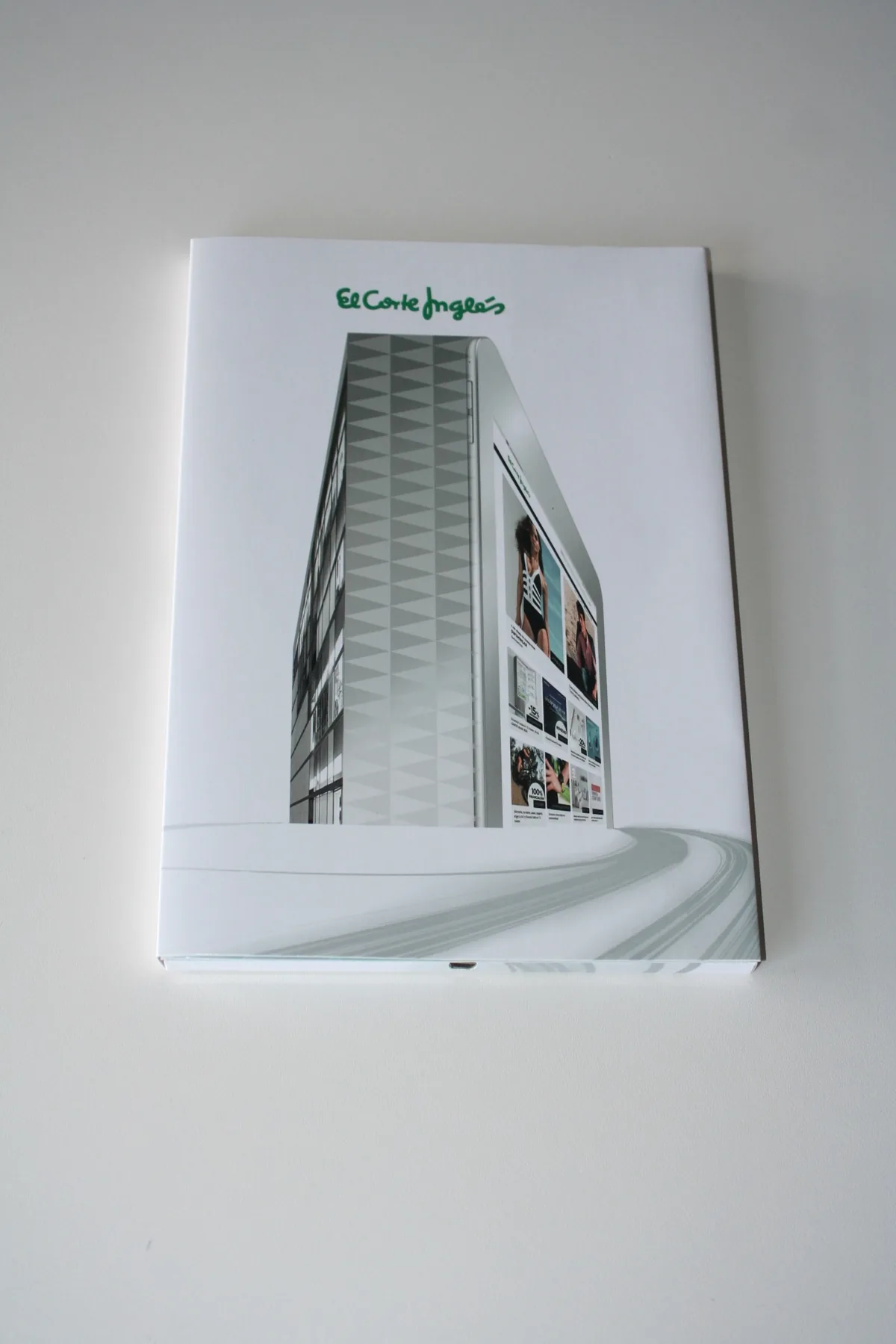 Portada de la videocarpeta El Corte Inglés