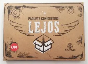 Portada de la mini videotarjeta Correos Paquete con destino: lejos